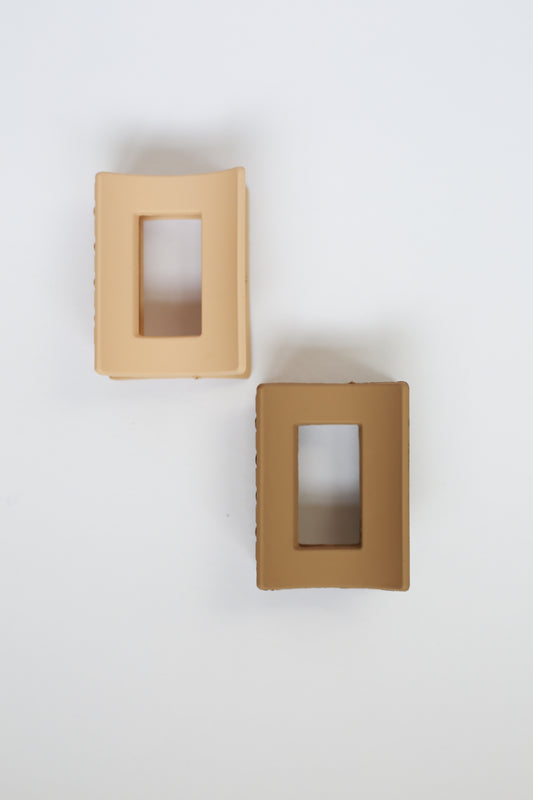 Estelle clip