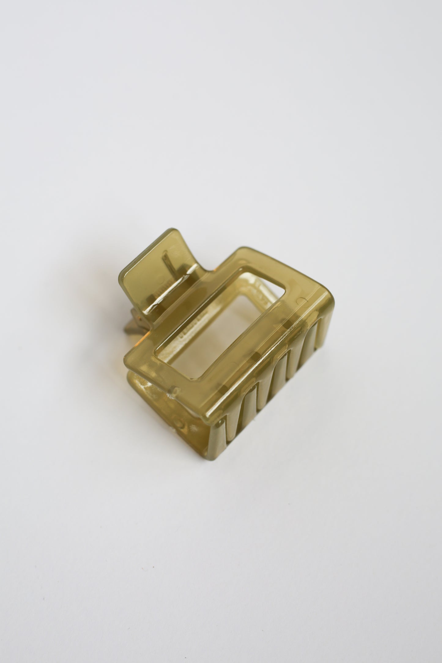 Lou clip